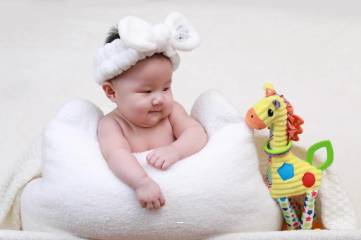 锡林郭勒盟宝宝多久可以竖着抱 锡林郭勒盟宝宝多久可以竖着抱